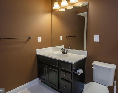 12908 Hoadly Manor Drive - Photo Thumbnail 11