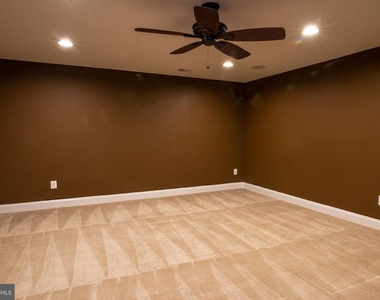 12908 Hoadly Manor Drive - Photo Thumbnail 9