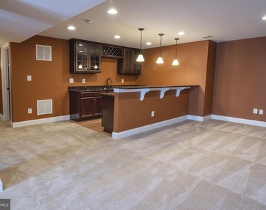 12908 Hoadly Manor Drive - Photo Thumbnail 4