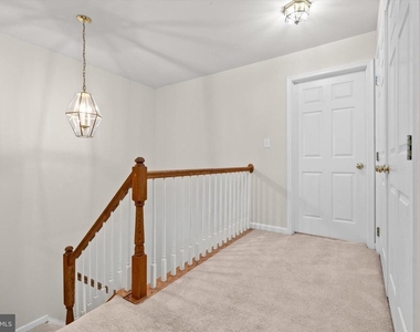 20139 Prairie Dunes Terrace - Photo Thumbnail 16