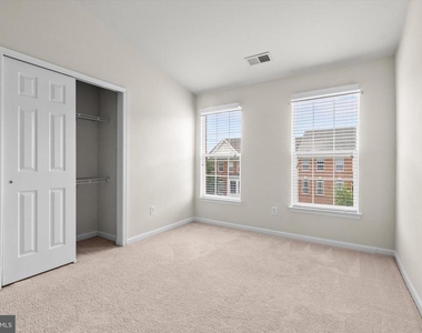20139 Prairie Dunes Terrace - Photo Thumbnail 22