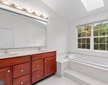 20139 Prairie Dunes Terrace - Photo Thumbnail 19