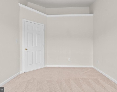 20139 Prairie Dunes Terrace - Photo Thumbnail 26