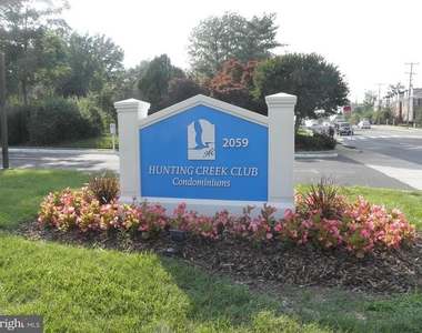 2059 Huntington Avenue - Photo Thumbnail 19