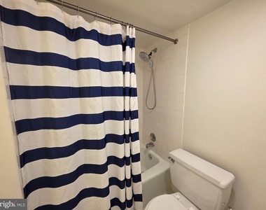 2059 Huntington Avenue - Photo Thumbnail 11