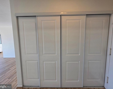 2059 Huntington Avenue - Photo Thumbnail 16