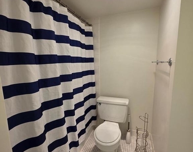 2059 Huntington Avenue - Photo Thumbnail 10