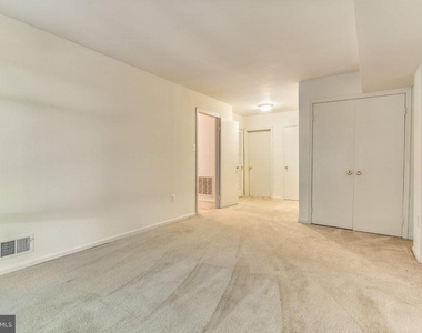 3863 Persimmon Circle - Photo Thumbnail 23