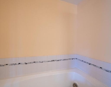10168 Turnberry Place - Photo Thumbnail 26