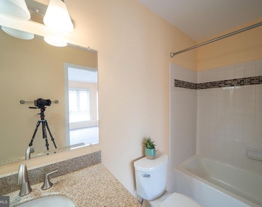 10168 Turnberry Place - Photo Thumbnail 15