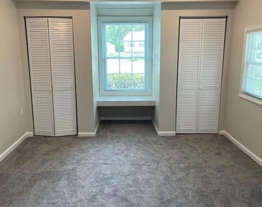 8011 Beckner Court - Photo Thumbnail 9