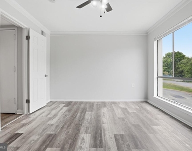 8601 Sacramento Drive - Photo Thumbnail 10
