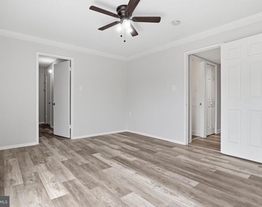 8601 Sacramento Drive - Photo Thumbnail 11