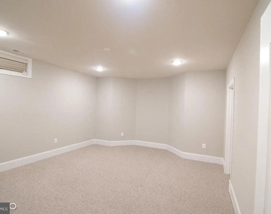 3505 Alpha Place - Photo Thumbnail 14