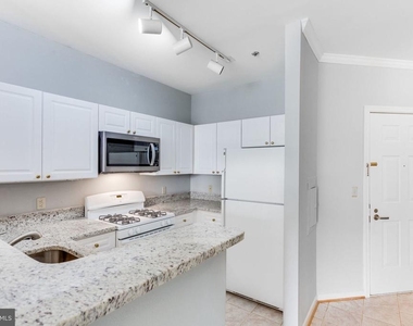 1645 International Drive - Photo Thumbnail 10