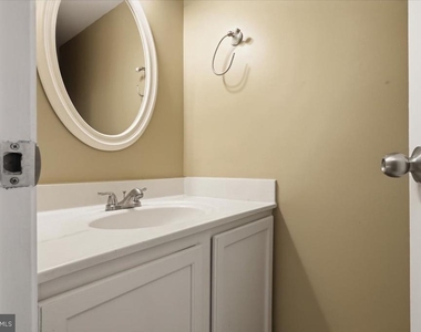 6168 Forest Creek Court - Photo Thumbnail 10