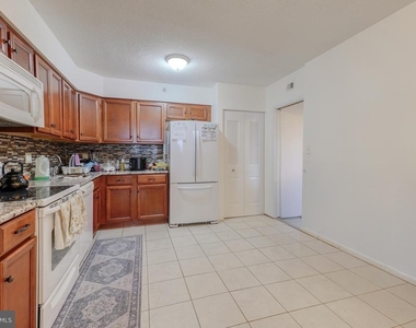 3713 S George Mason Drive - Photo Thumbnail 11
