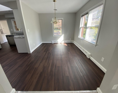 521 Beulah Road Ne - Photo Thumbnail 4