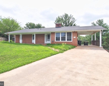 113 Thornton Court - Photo Thumbnail 2