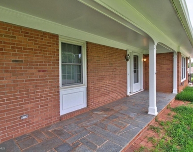 113 Thornton Court - Photo Thumbnail 3