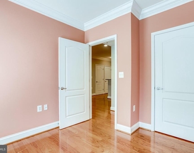 1115 Cameron Street - Photo Thumbnail 25