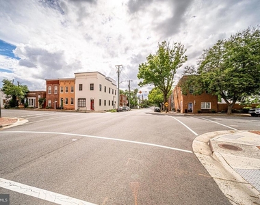 1115 Cameron Street - Photo Thumbnail 96