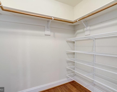 1115 Cameron Street - Photo Thumbnail 37
