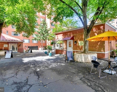 1121 Arlington Boulevard - Photo Thumbnail 20