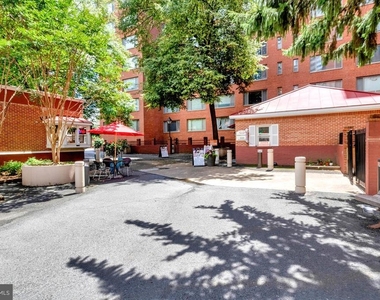1121 Arlington Boulevard - Photo Thumbnail 23