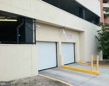 1121 Arlington Boulevard - Photo Thumbnail 32