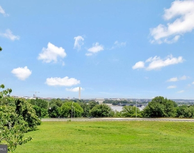 1121 Arlington Boulevard - Photo Thumbnail 38