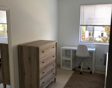 4206 Washington Boulevard - Photo Thumbnail 13