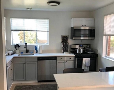 4206 Washington Boulevard - Photo Thumbnail 3
