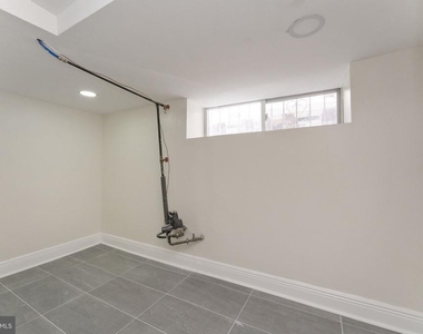 5426 Webster Street - Photo Thumbnail 29