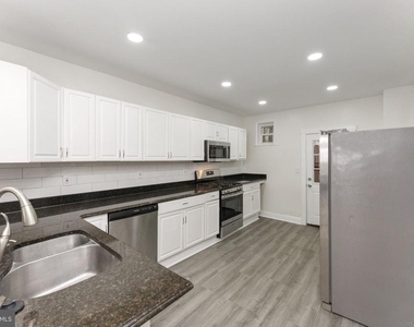 5426 Webster Street - Photo Thumbnail 10