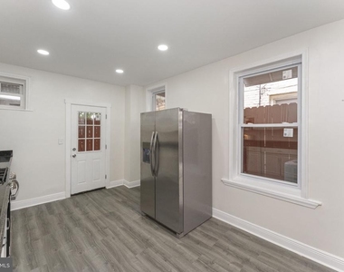 5426 Webster Street - Photo Thumbnail 13