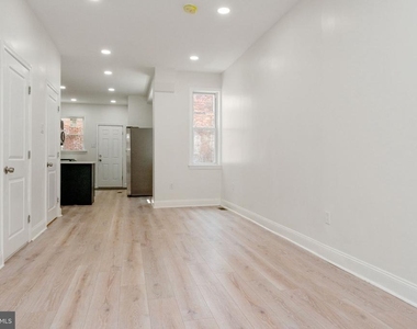 7 S 53rd Street - Photo Thumbnail 6