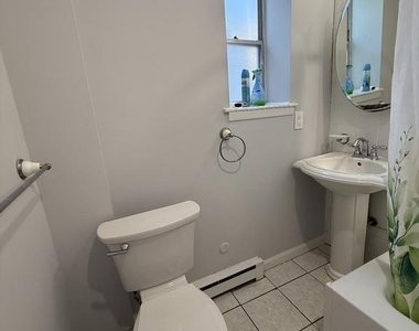 2425 S Warnock Street - Photo Thumbnail 10