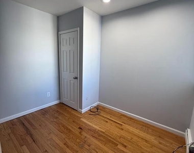 2425 S Warnock Street - Photo Thumbnail 13