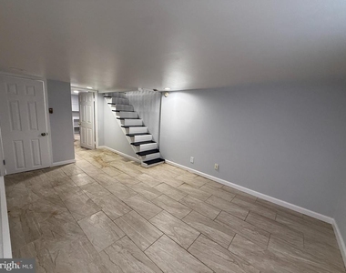2425 S Warnock Street - Photo Thumbnail 17