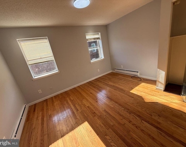 2425 S Warnock Street - Photo Thumbnail 7