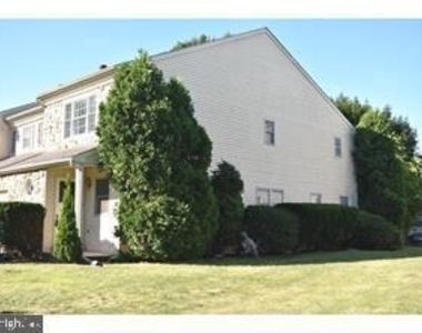 1514 Isaacs Court - Photo Thumbnail 14