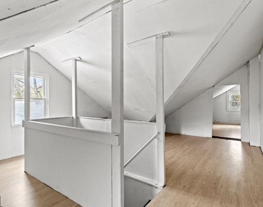 715 E Haverford Road - Photo Thumbnail 16