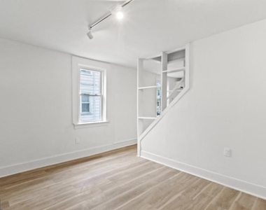 715 E Haverford Road - Photo Thumbnail 5