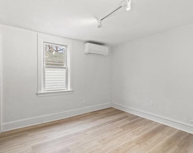 715 E Haverford Road - Photo Thumbnail 14