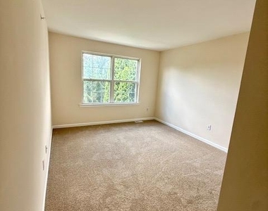 53 Granite Lane - Photo Thumbnail 12