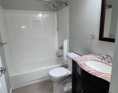 216 E Waverly Court - Photo Thumbnail 22