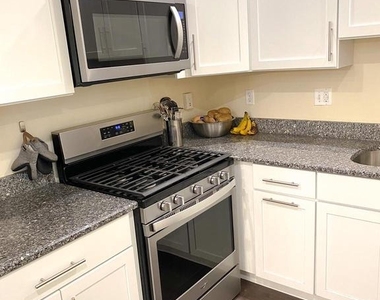 5333 Palomino Court - Photo Thumbnail 16