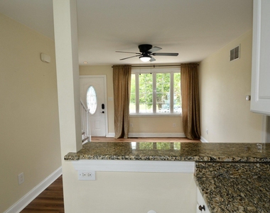 11 Massachusetts Avenue - Photo Thumbnail 3