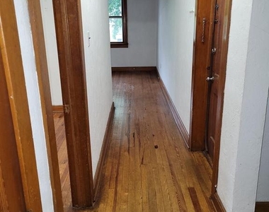 301 Buffalo Avenue - Photo Thumbnail 6